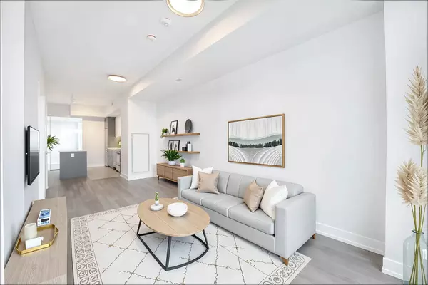 664 Spadina AVE #316, Toronto C01, ON M5S 2H7