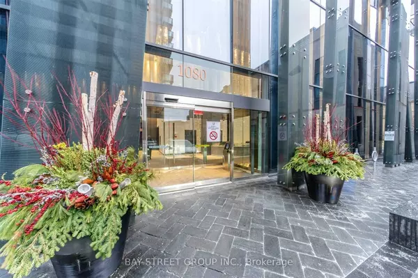 Toronto C01, ON M5S 0A5,1080 Bay ST #1208