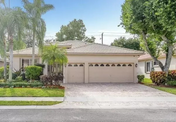 7732 NW 78th Pl, Tamarac, FL 33321