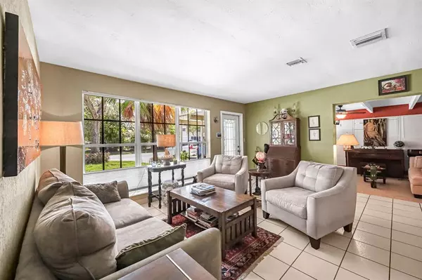Wilton Manors, FL 33311,801 NW 26th St