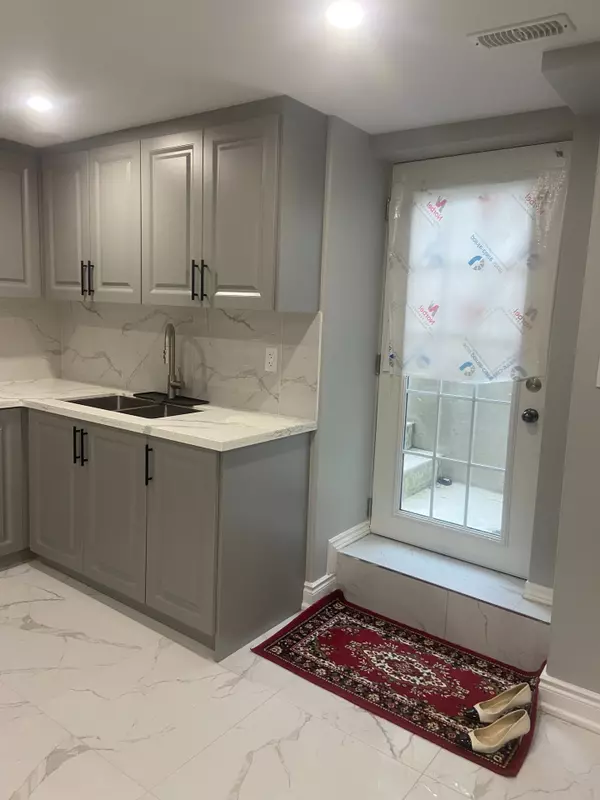 Brampton, ON L7A 3H8,162 Luella CRES