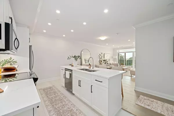 London South, ON N6K 0M4,1560 Upper West AVE #407