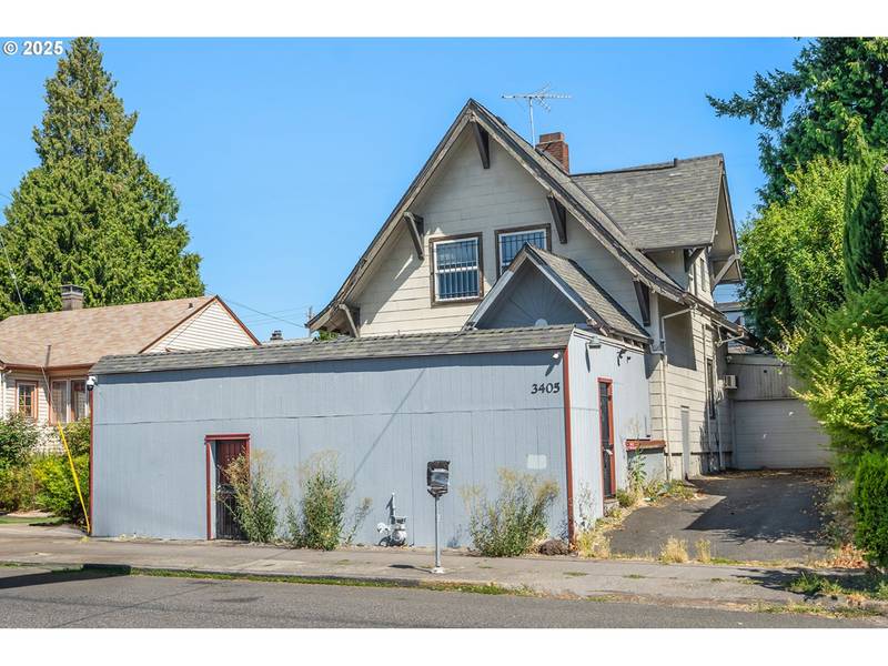 3403 NE BROADWAY ST, Portland, OR 97232