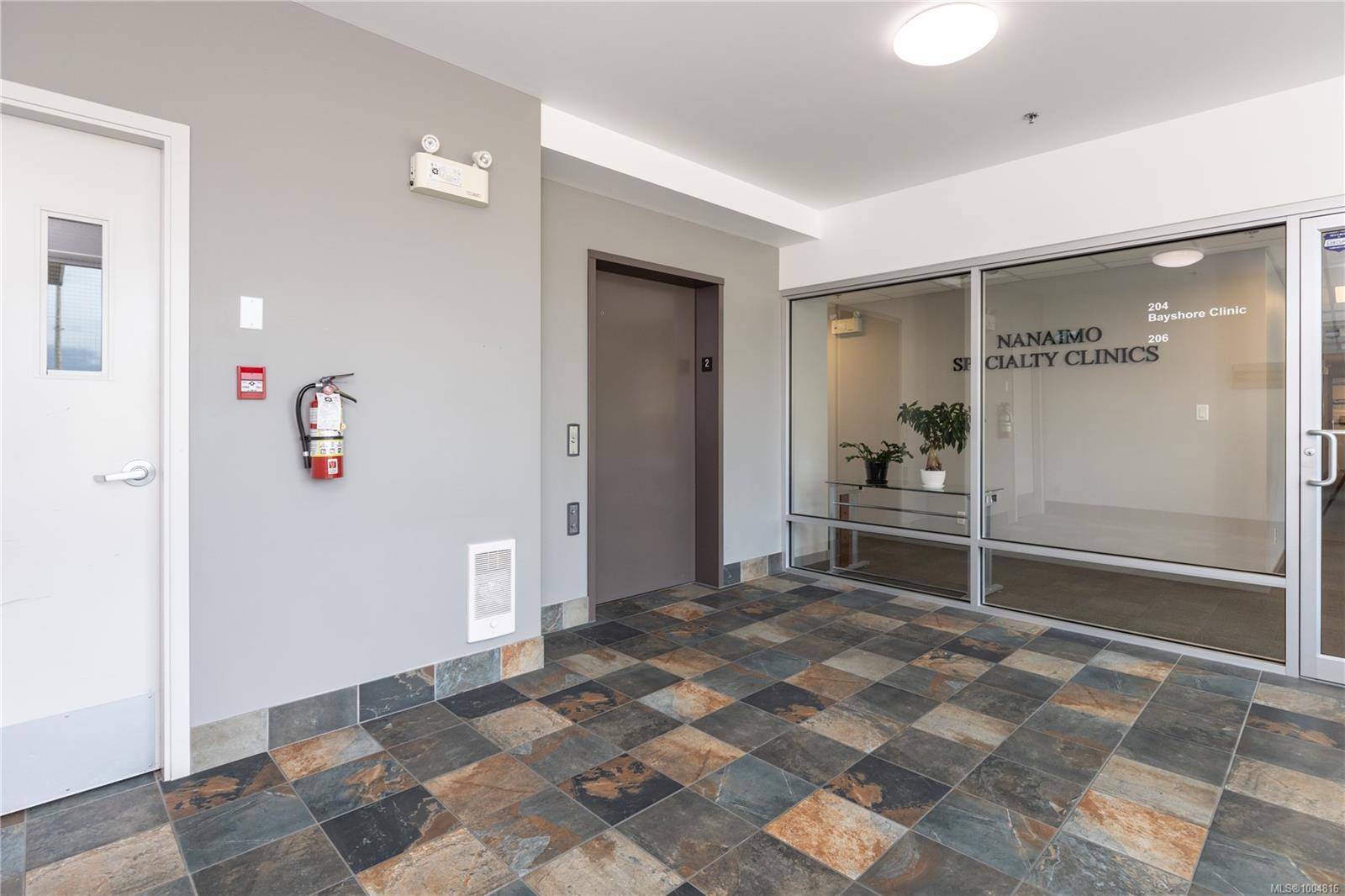 Nanaimo, BC V9S 0A3,1650 Terminal Ave #206