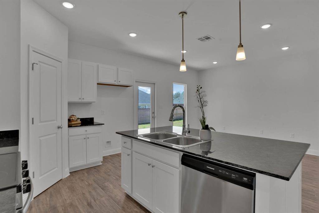 Frierson, LA 71027,1202 Bayou Bay Court