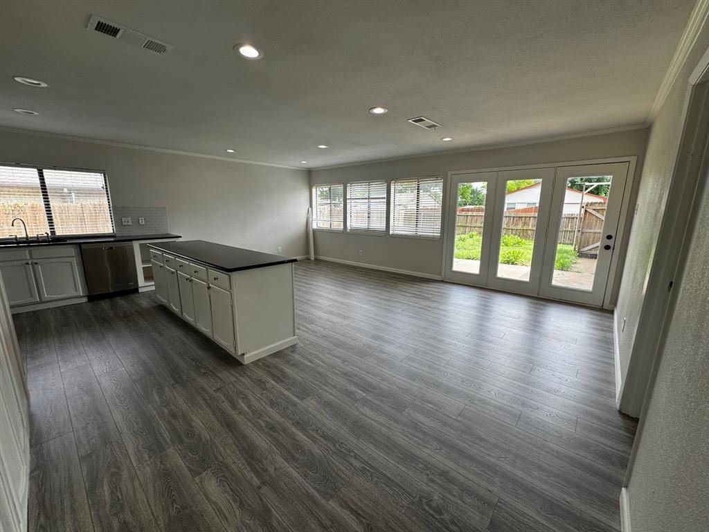 Plano, TX 75074,2910 Raintree Drive