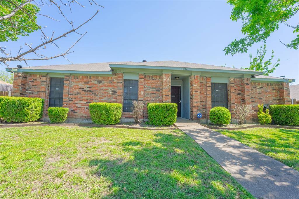 Desoto, TX 75115,1234 Royal Oak Drive