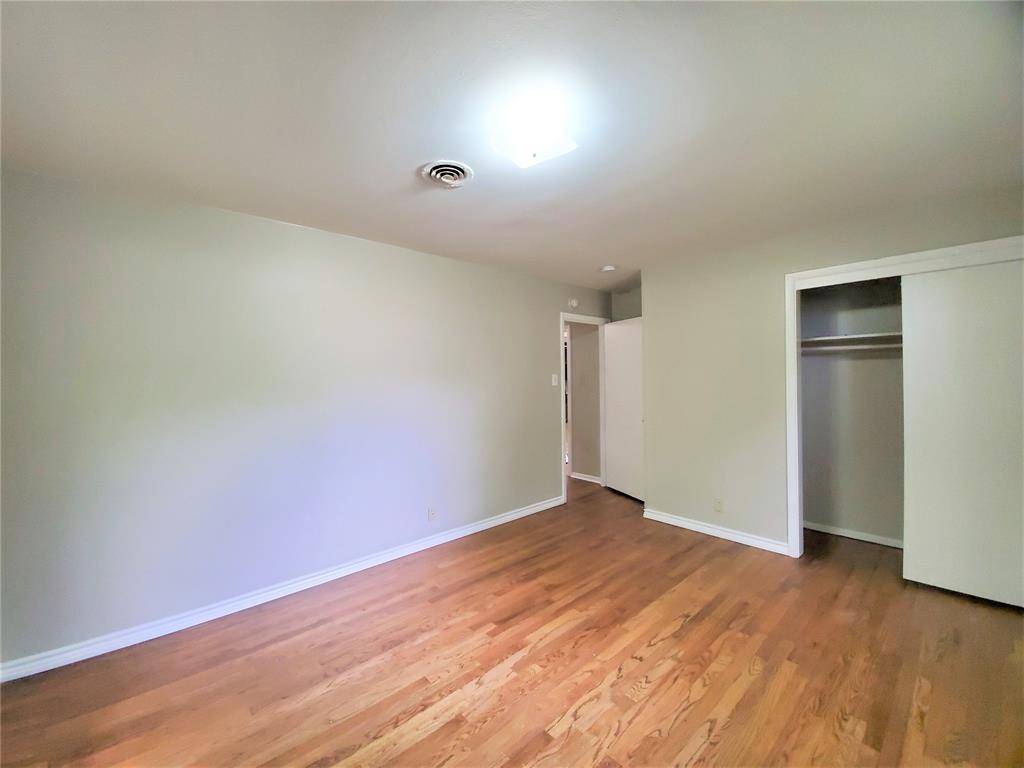 Denton, TX 76209,2115 Glenwood Lane