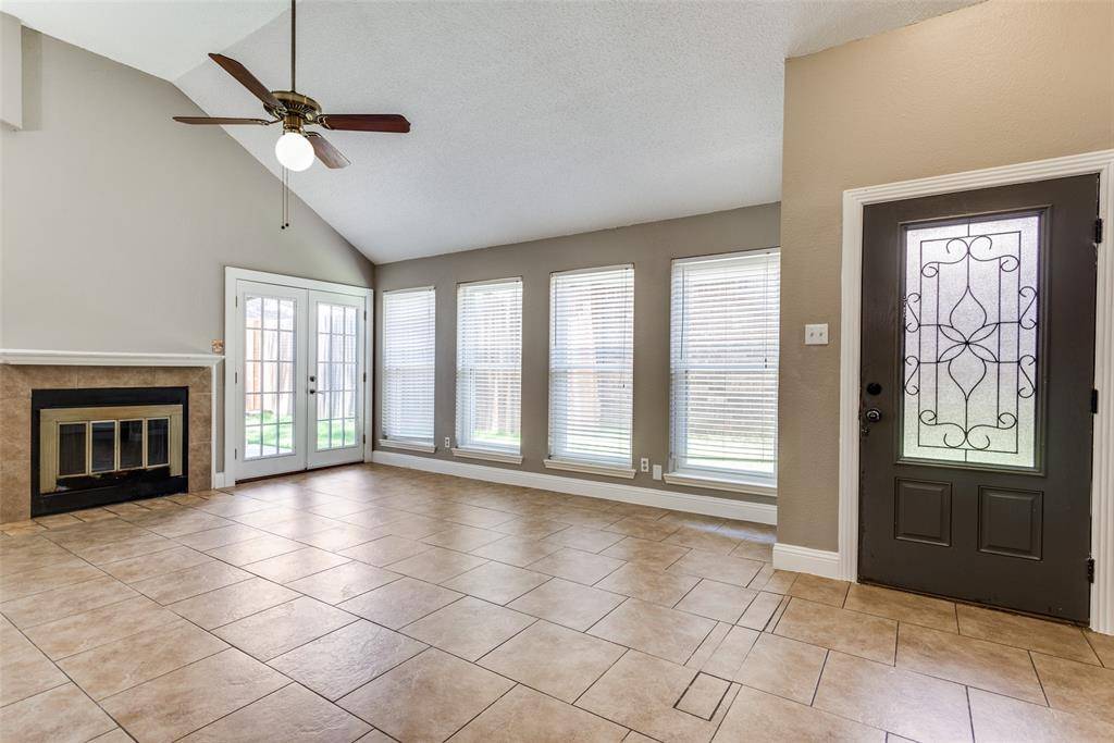 Lewisville, TX 75067,938 Boxwood Drive