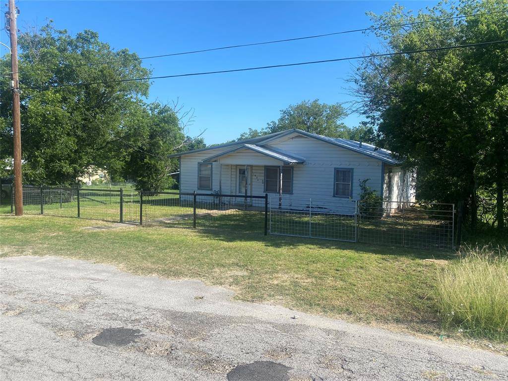Goldthwaite, TX 76844,1604 5th Street