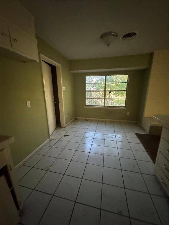 Fort Worth, TX 76133,5520 Woodway Drive