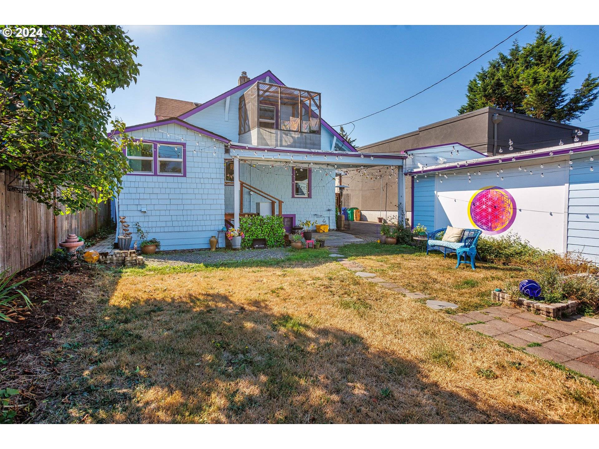 Portland, OR 97213,6063 NE GLISAN ST NE
