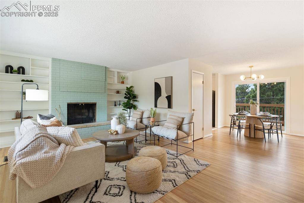 Colorado Springs, CO 80907,1411 Acacia DR