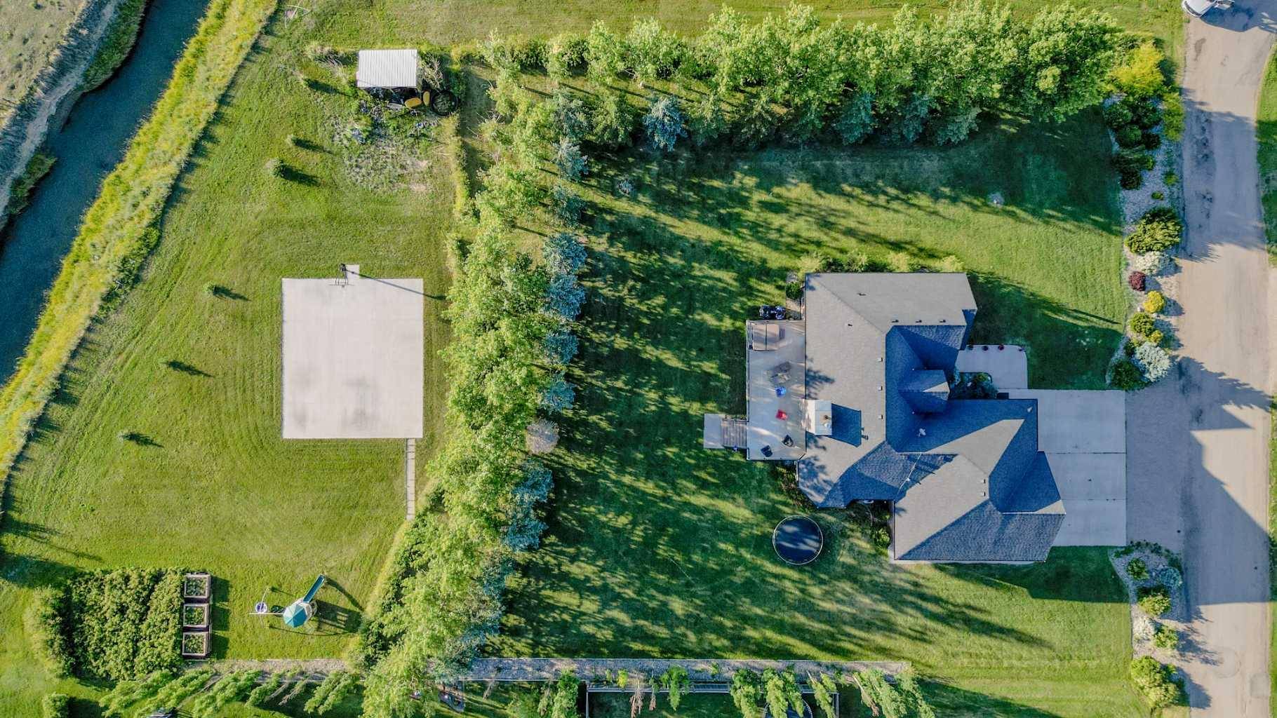Stirling, AB T0K 2E0,205 6A ST