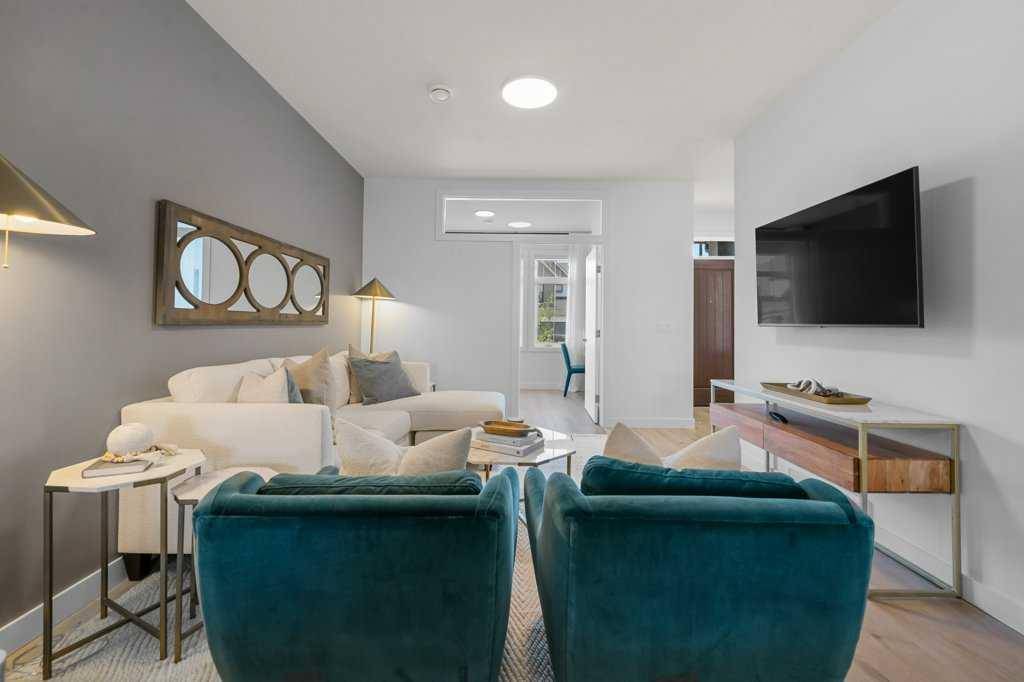 180 Ricardo Ranch AVE Southeast, Calgary, AB T3M 3Z5