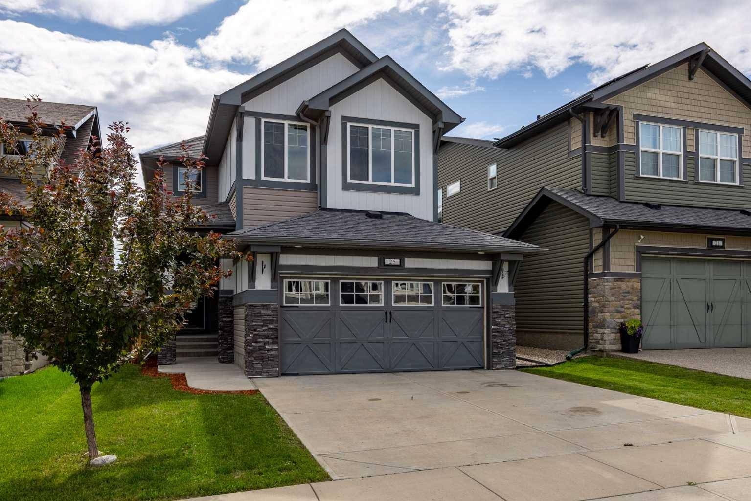 25 Morgan ST, Cochrane, AB T4C0X2
