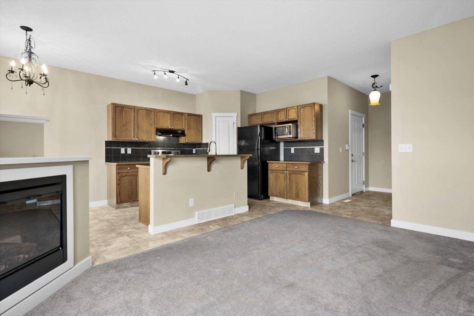 Calgary, AB T3G 0A9,156 Rockyspring GRV Northwest
