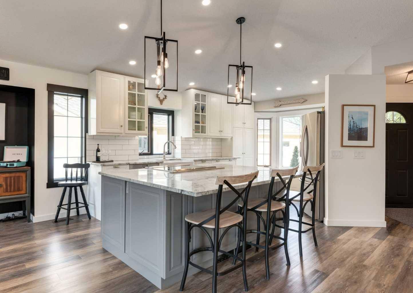Calgary, AB T3A 3S2,99 Edgepark Villas Northwest