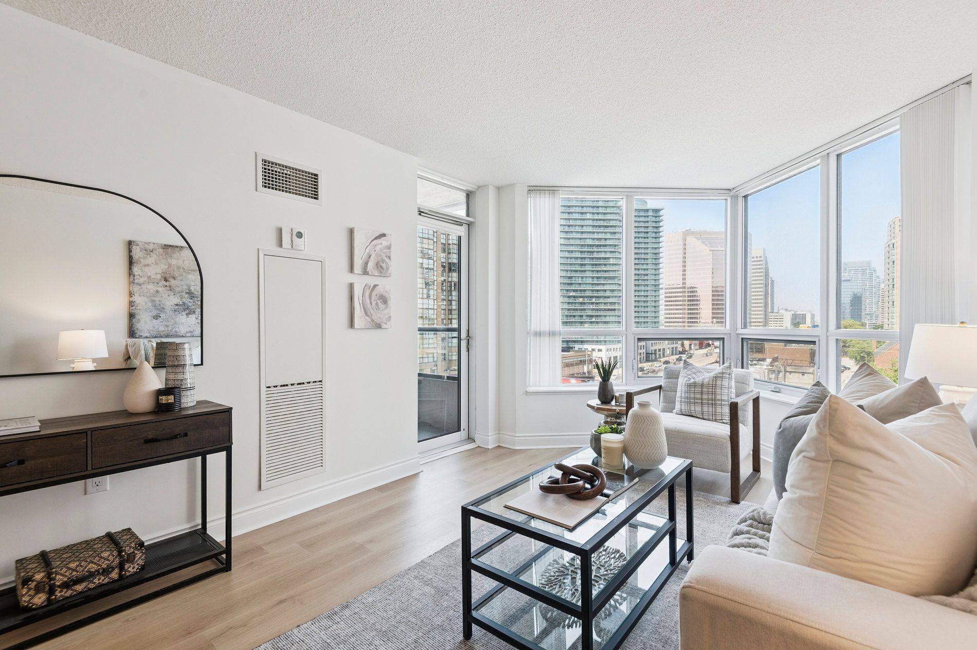 Toronto C14, ON M2N 5R6,500 Doris AVE #720