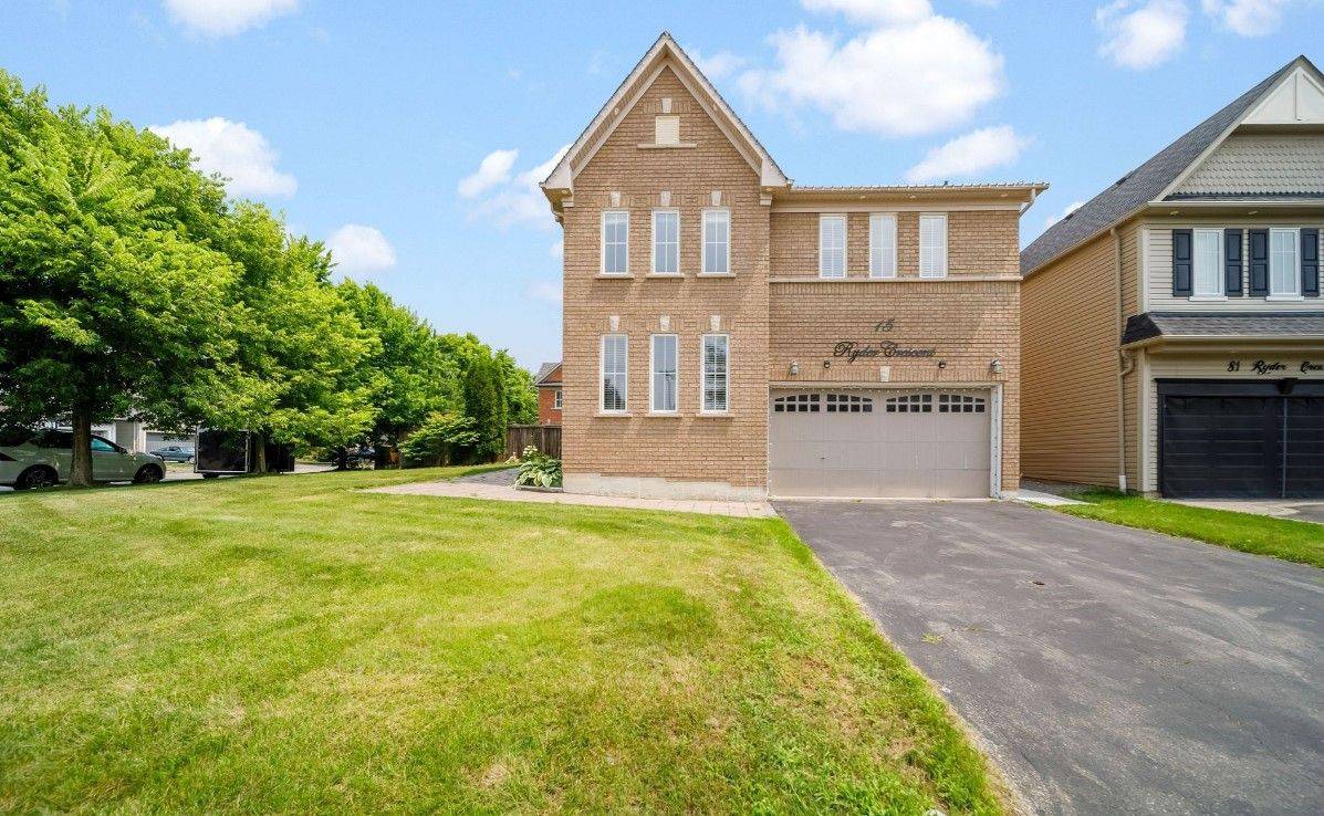 15 Ryder CRES, Ajax, ON L1Z 1Y1