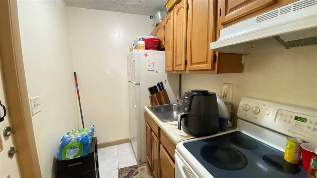 Fort Lauderdale, FL 33311,1126 NW 4TH AV