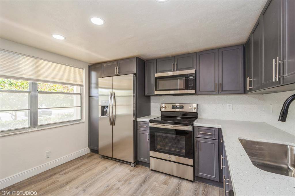 2805 Victoria Way #D1, Coconut Creek, FL 33066