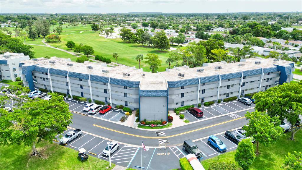 7787 Golf Circle Dr #105, Margate, FL 33063