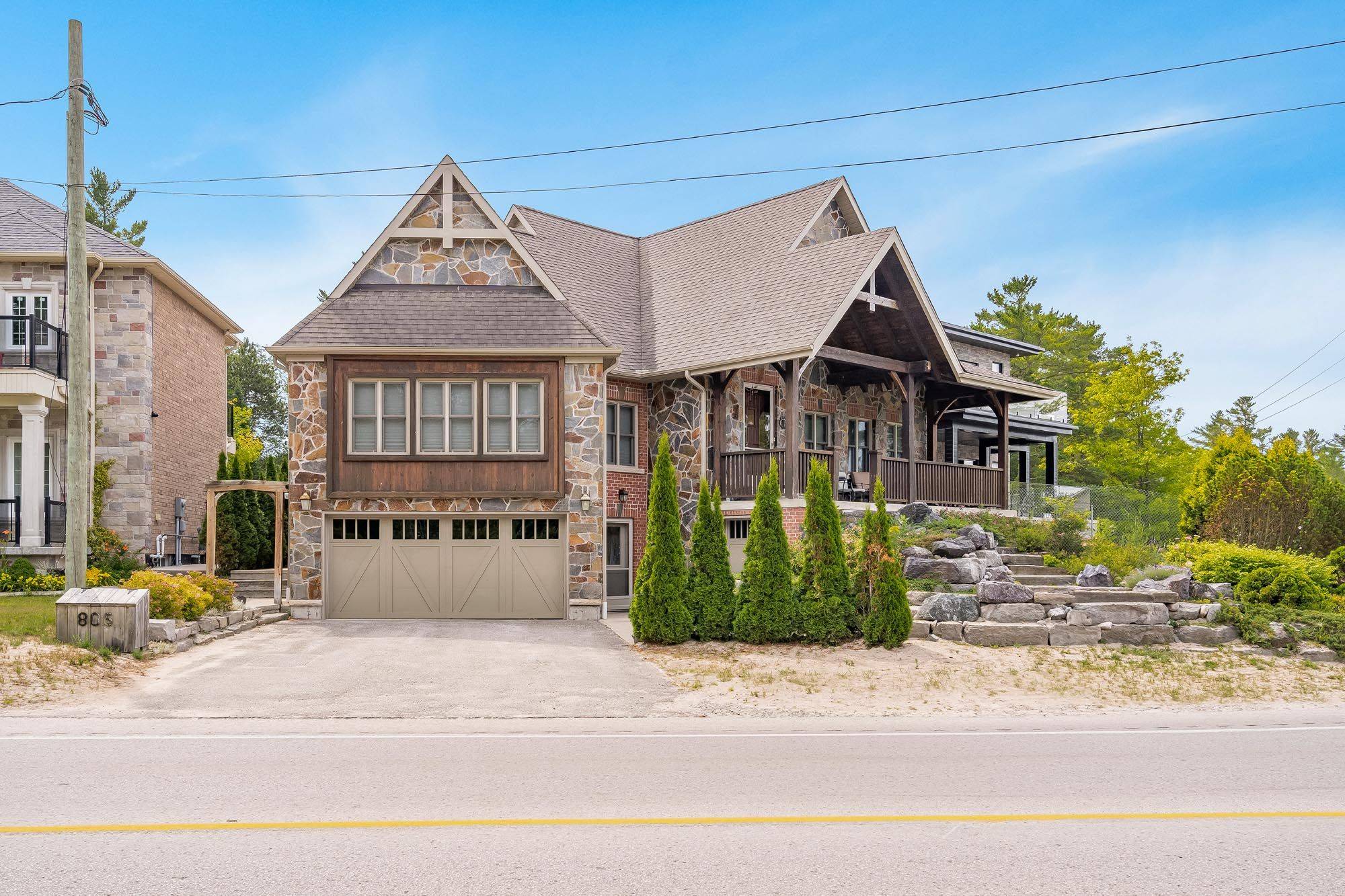 Wasaga Beach, ON L9Z 2R5,805 Eastdale DR
