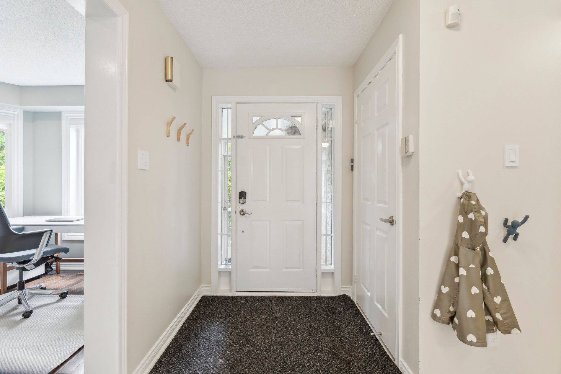 Mississauga, ON L5H 4K2,1150 Queen ST W