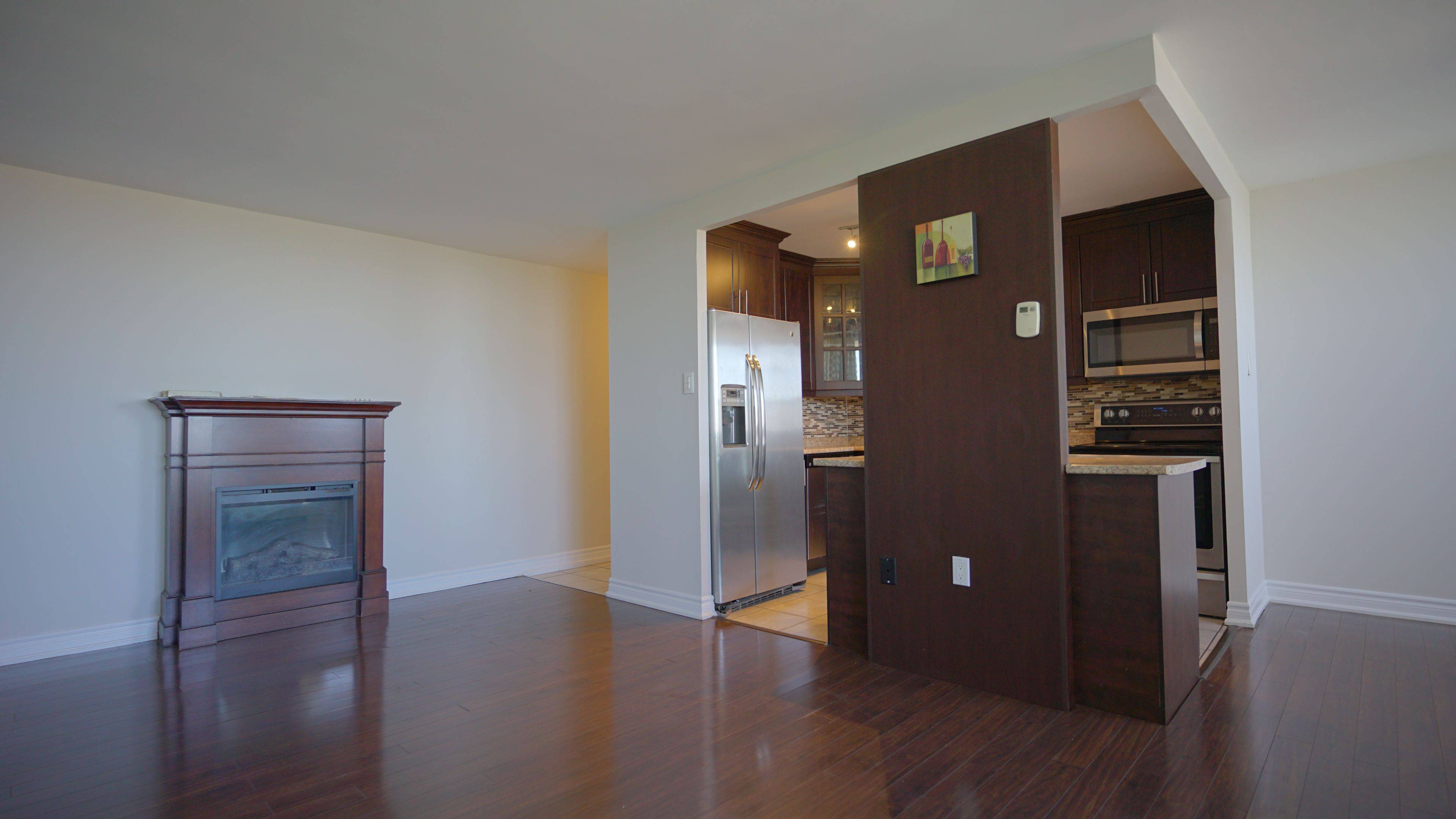 Mississauga, ON L5A 3T2,530 Lolita GDNS #904