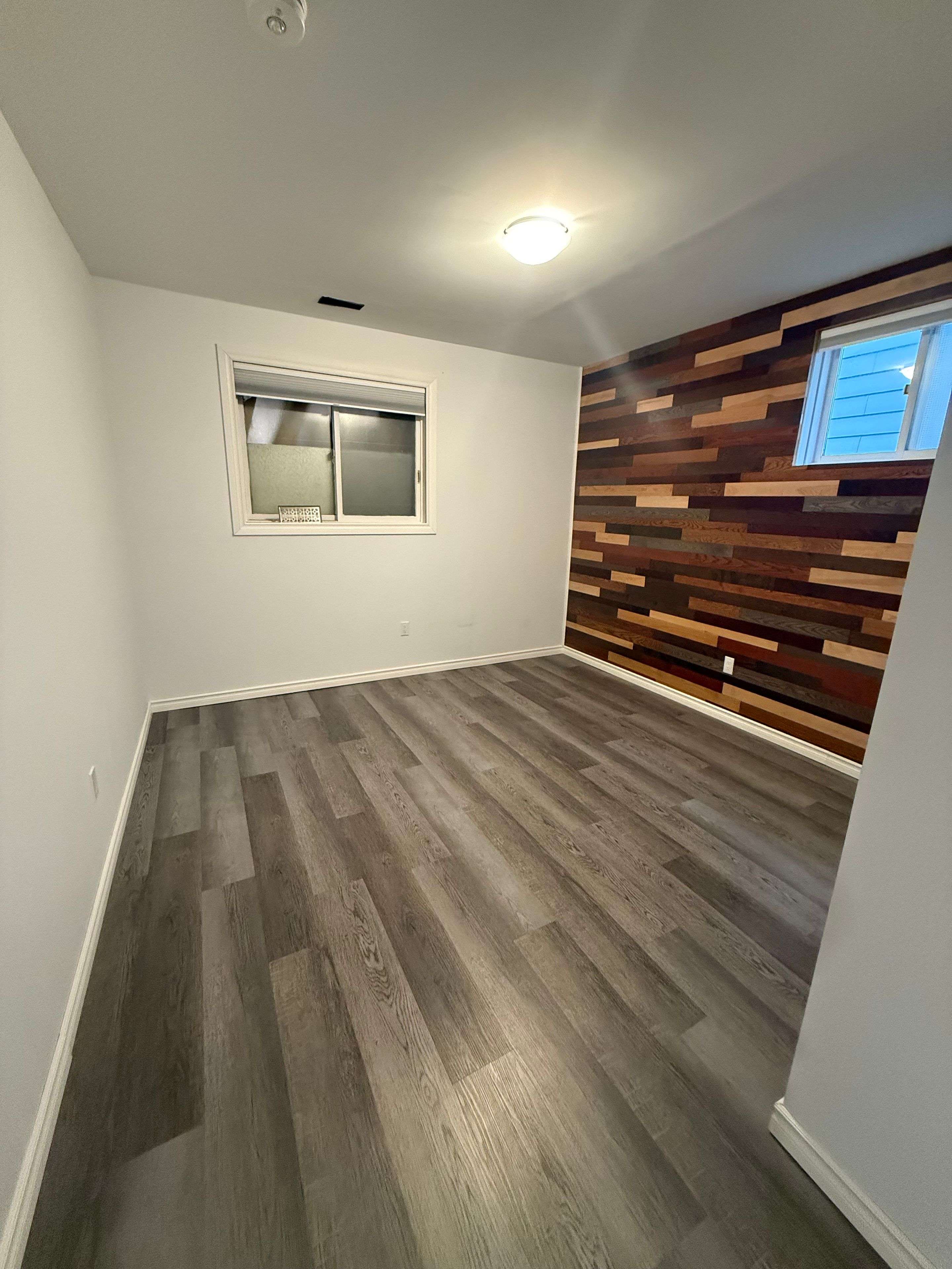 Kitchener, ON N2E 1L9,1271 Ottawa ST S #2 (LOWER)