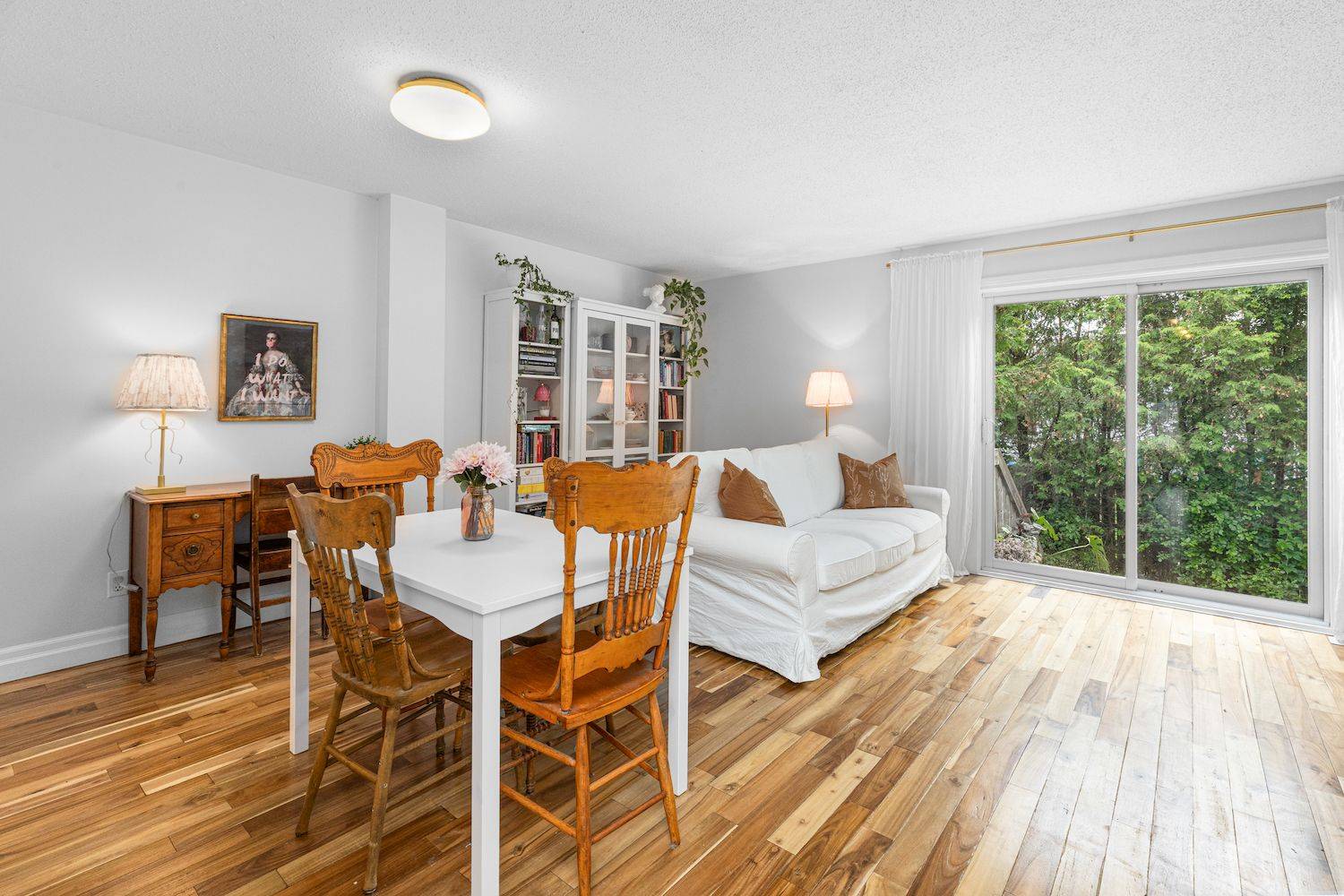 Carleton Place, ON K7C 4R1,240 Mississippi CT #15