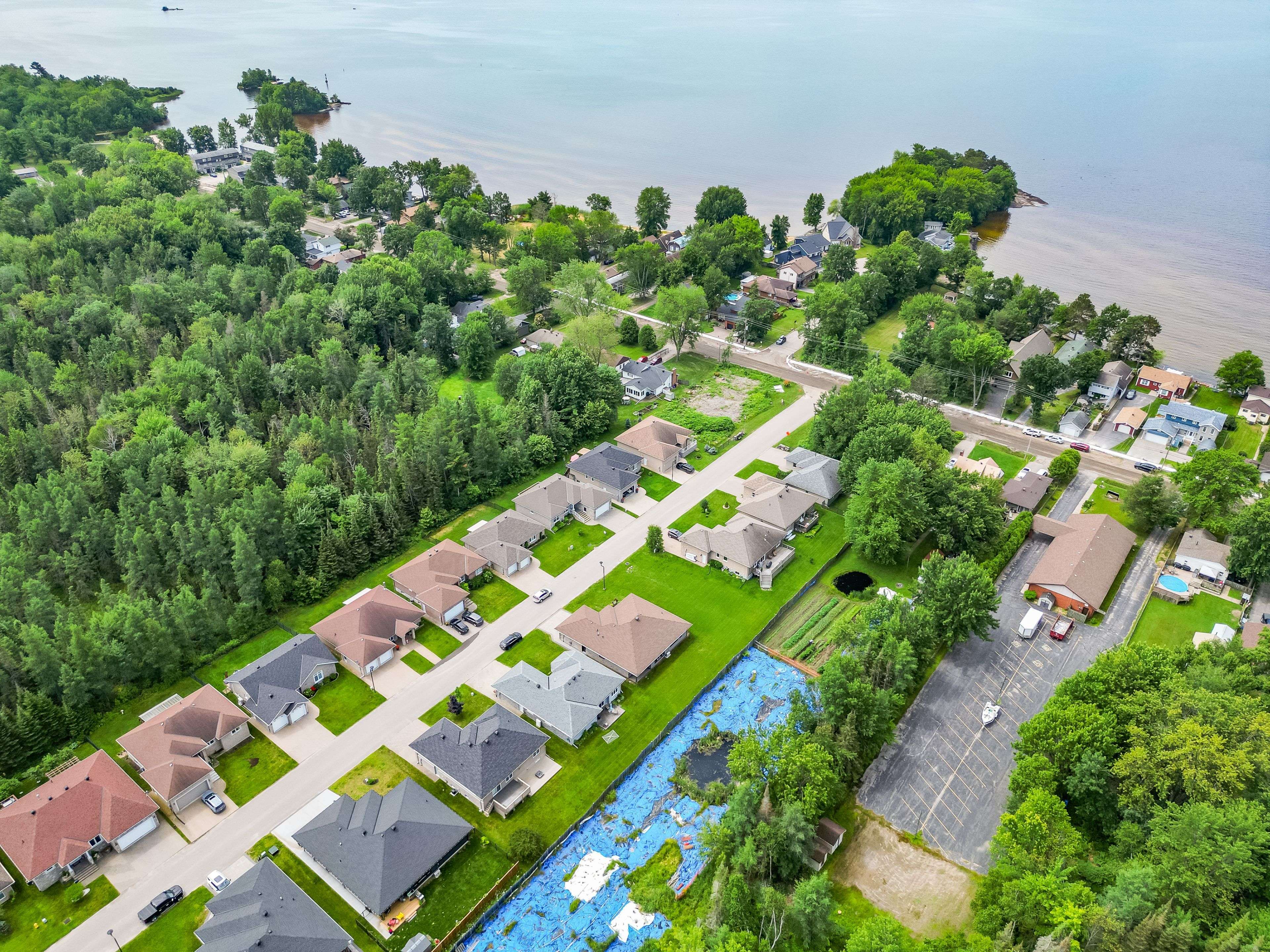 North Bay, ON P1A 2J1,1134 Premier RD #4