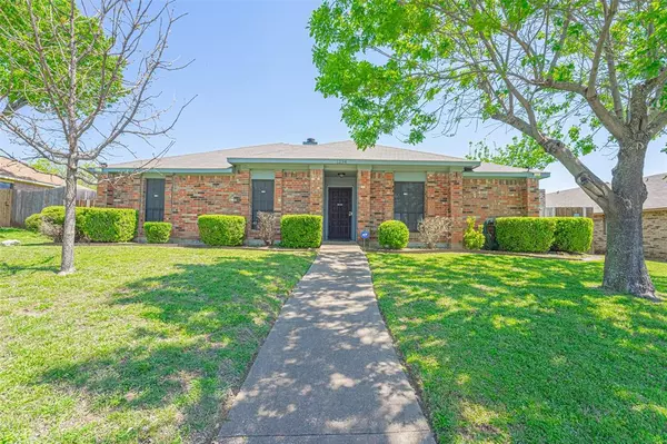 Desoto, TX 75115,1234 Royal Oak Drive