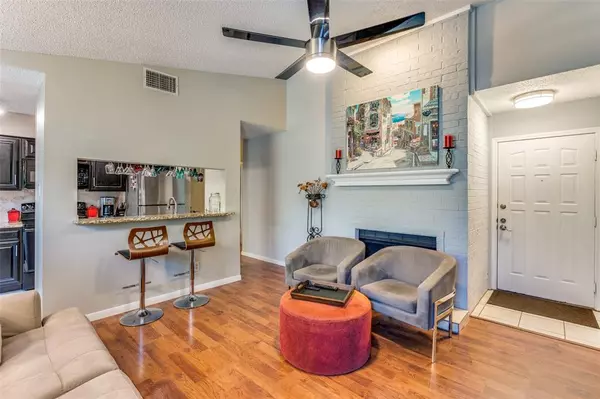 Arlington, TX 76011,1309 Memory Lane #5020
