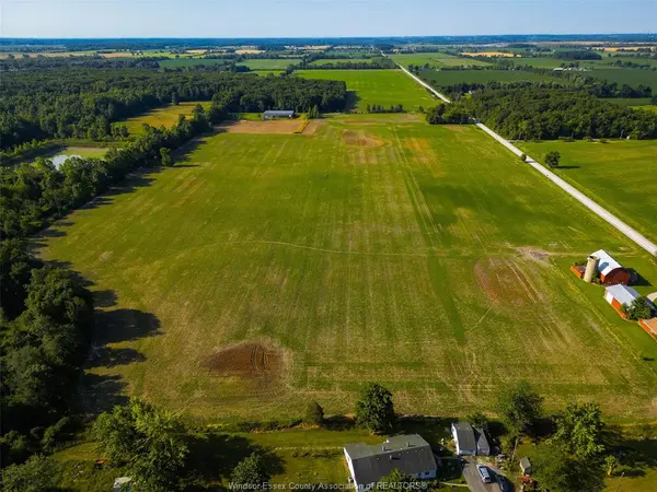 9056 FERRIS Sideroad, Essex, ON N8M 2X5