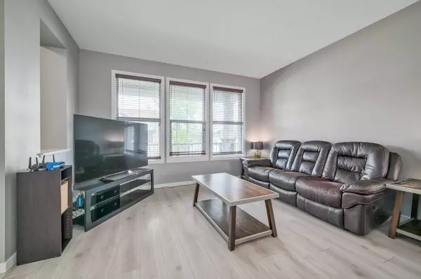 Calgary, AB T2X3Y7,49 Legacy Glen ROW Southeast