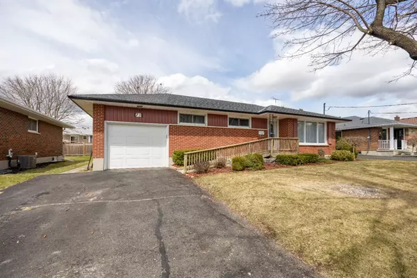 Clarington, ON L1C 1C2,71 Parkway CRES