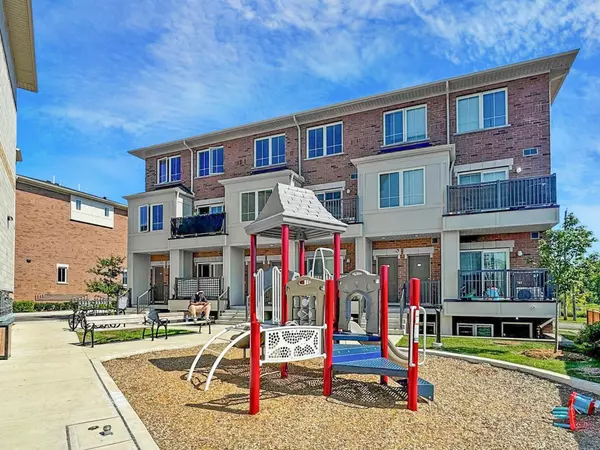 490 Beresford PATH #12, Oshawa, ON L1H 0B2