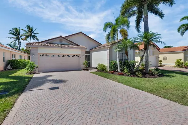 9631 Orchid Grove Trl, Boynton Beach, FL 33437