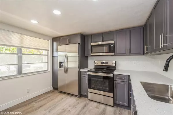 2805 Victoria Way #D1, Coconut Creek, FL 33066