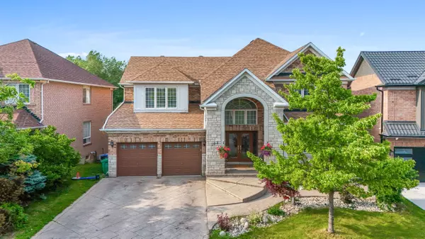 104 Treeline BLVD, Brampton, ON L6P 1A7