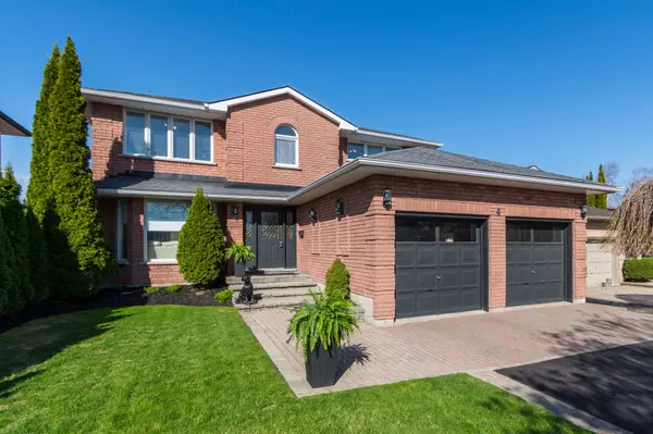 4 Queensboro CT, Belleville, ON K8P 5E5