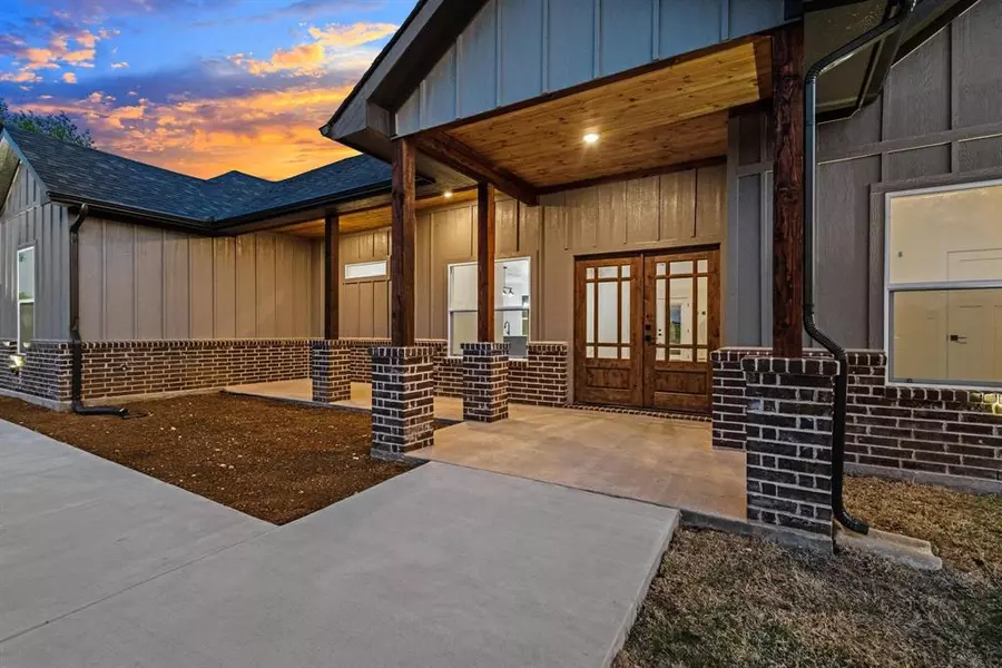 1510 S SHORE DR, Bonham, TX 75418