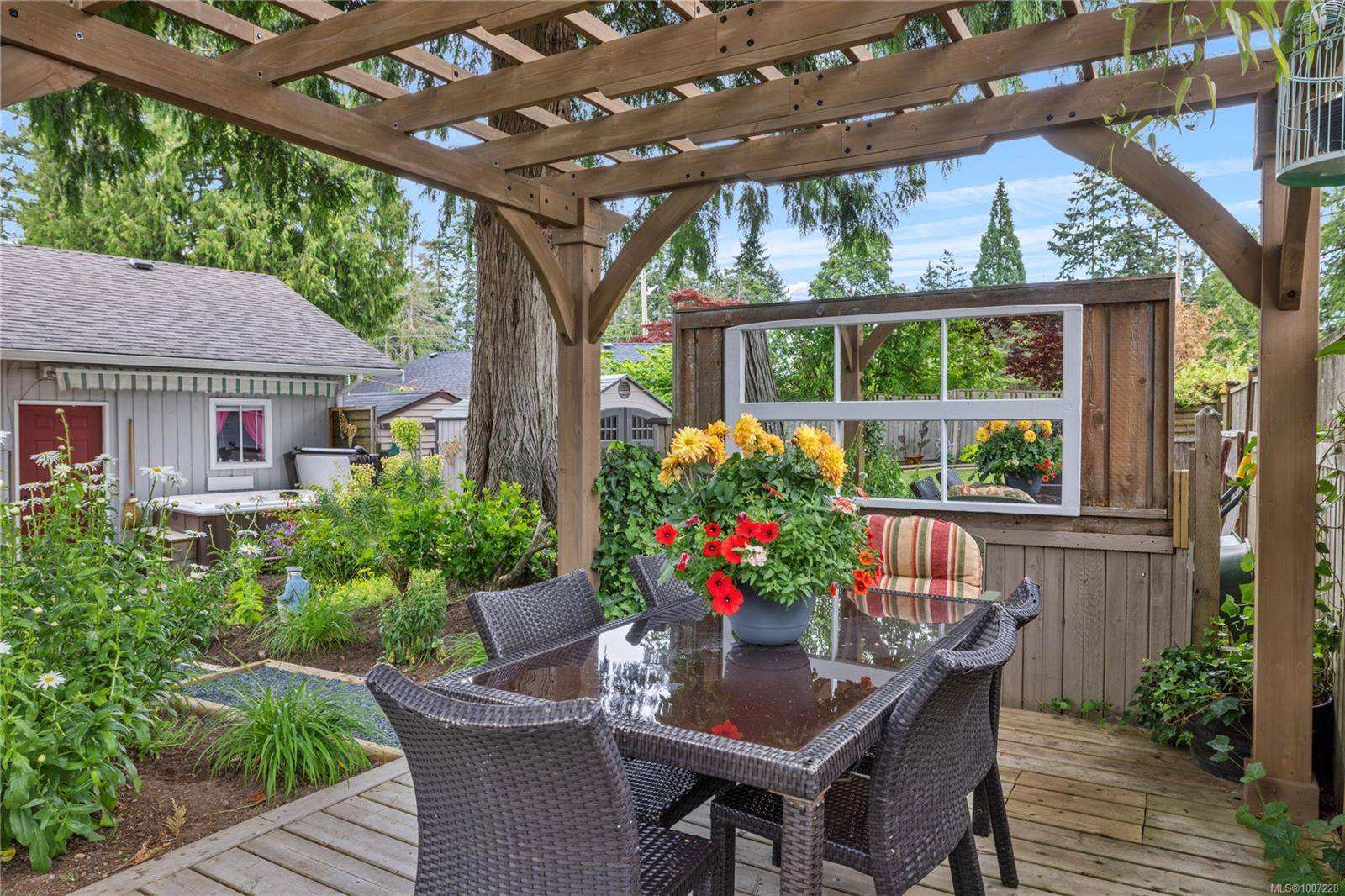 Qualicum Beach, BC V9K 1E4,600 Eaglecrest Dr