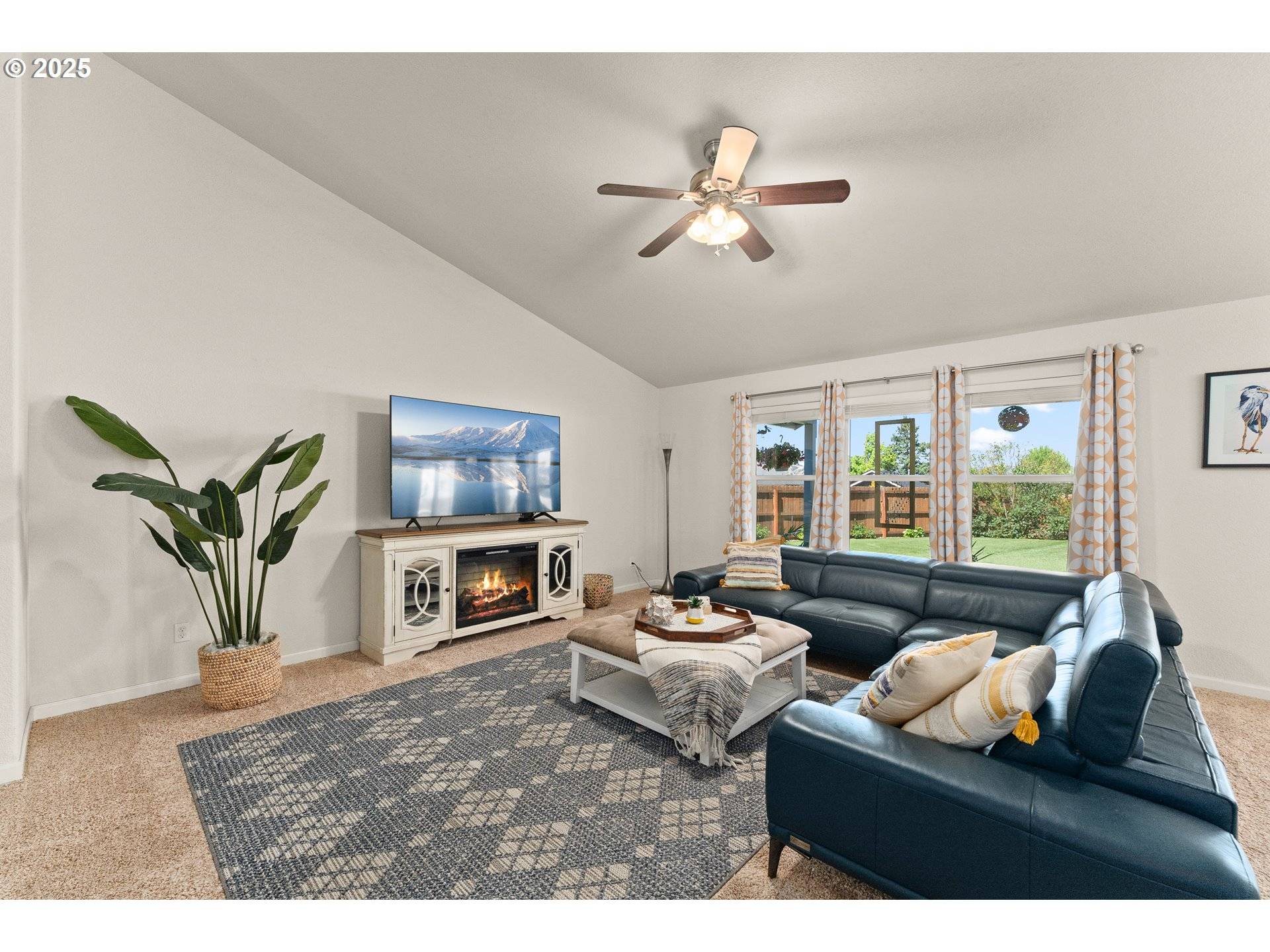 Roseburg, OR 97470,628 NE CUMMINS ST