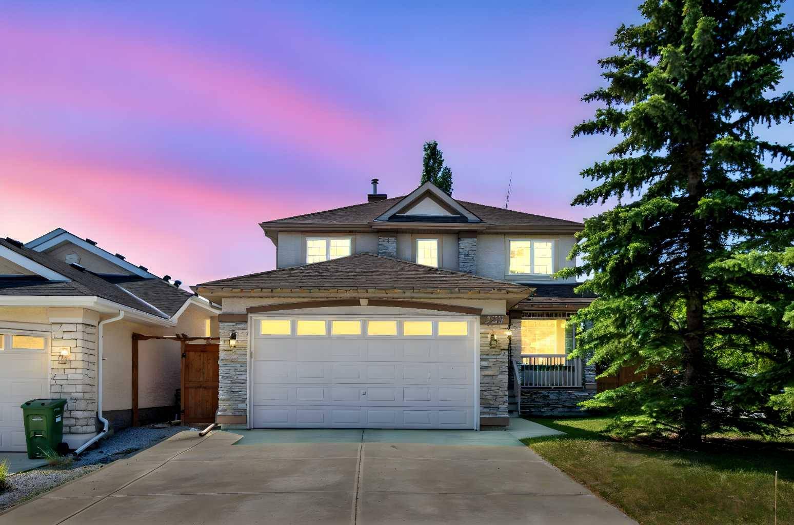 Calgary, AB T2Y 4G6,235 Everwillow Close SW