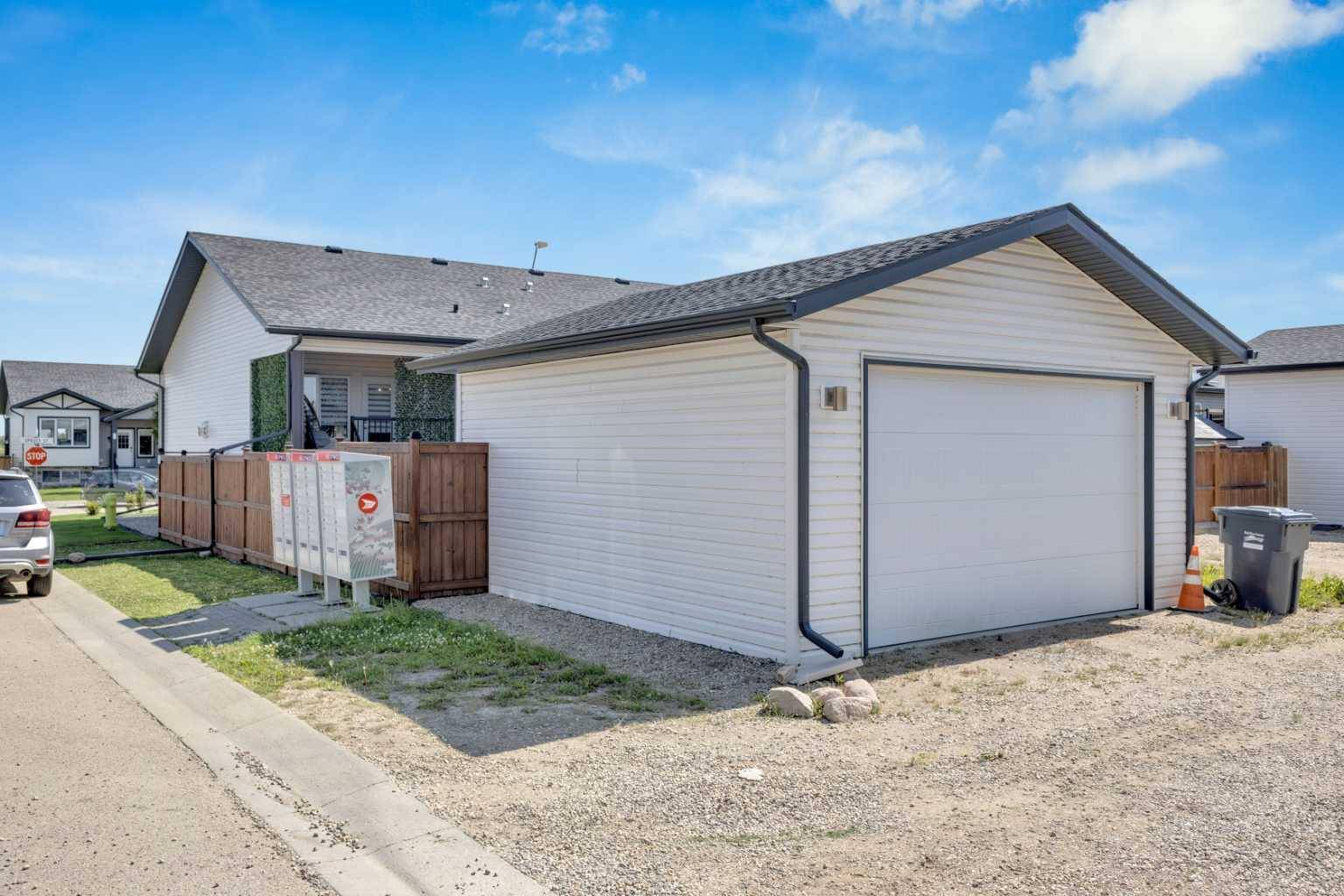 Springbrook, AB T4S 0N9,335 Spruce Street