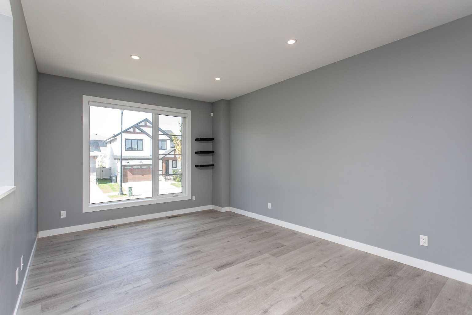 Red Deer, AB T4P 3E5,47 Ellington CRES