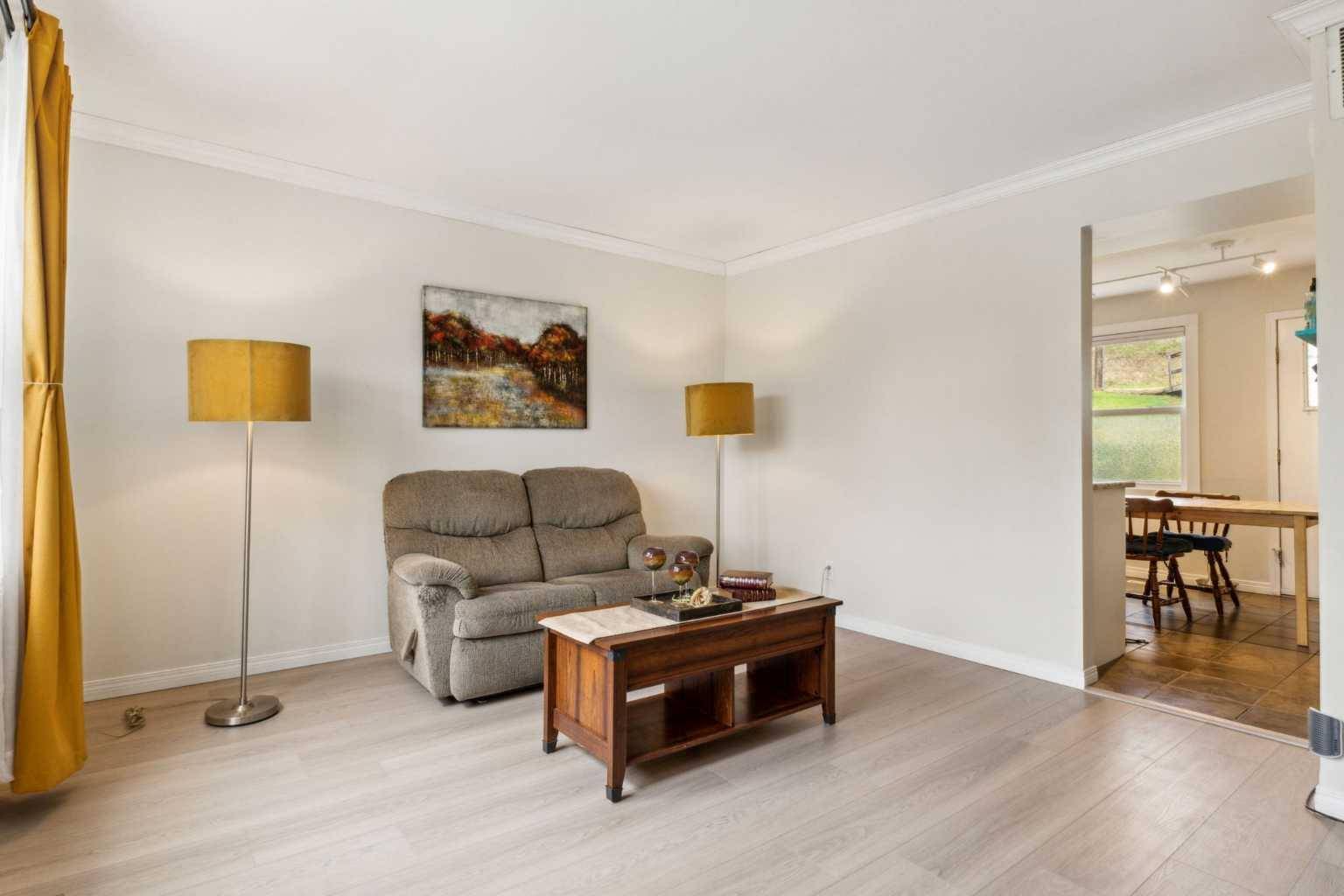 Calgary, AB T2E 7Z9,3141 6 ST Northeast